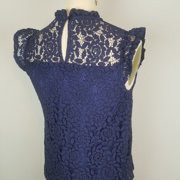 Pretty Navy Blue Sleeveless Lace Blouse by Monteau Small NEW without Tags - Picture 5 of 7